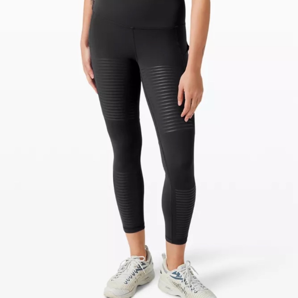 Lululemon Rogue Renegade SHR Tight 25"